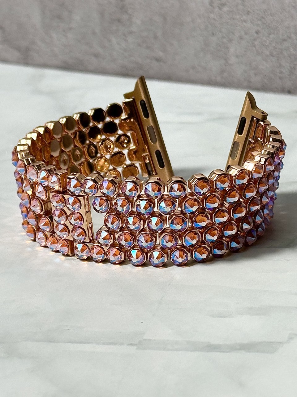 Luxury Apple Watch ⌚️ Band  With Swarovski Crystals 💎 for woman who loves to sparkle✨