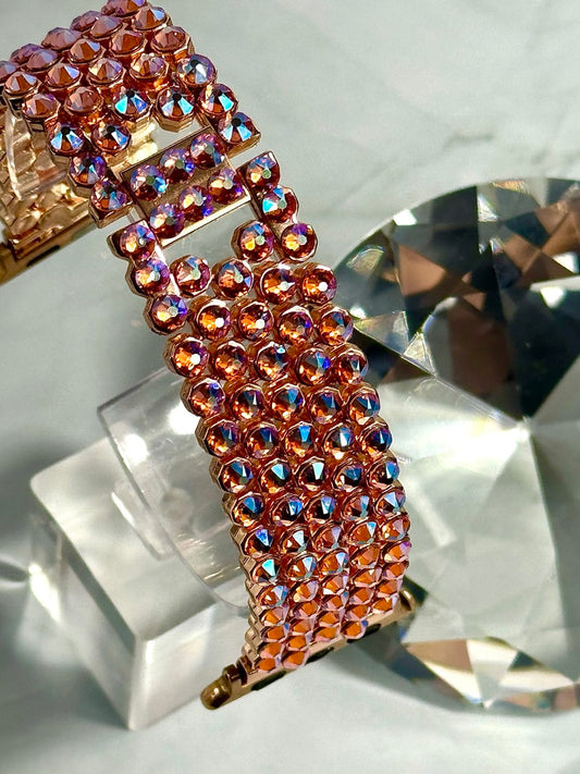 Luxury Apple Watch ⌚️ Band  With Swarovski Crystals 💎 for woman who loves to sparkle✨