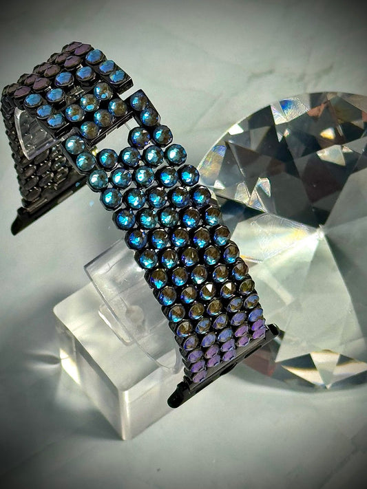 Luxury Apple Watch ⌚️ Band  With Swarovski Crystals 💎 for woman who loves to sparkle✨