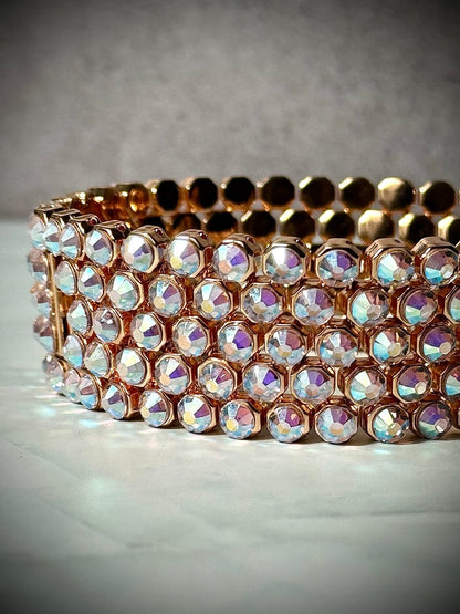 Luxury Apple Watch ⌚️ Band  With Swarovski Crystals 💎 for woman who loves to sparkle ✨