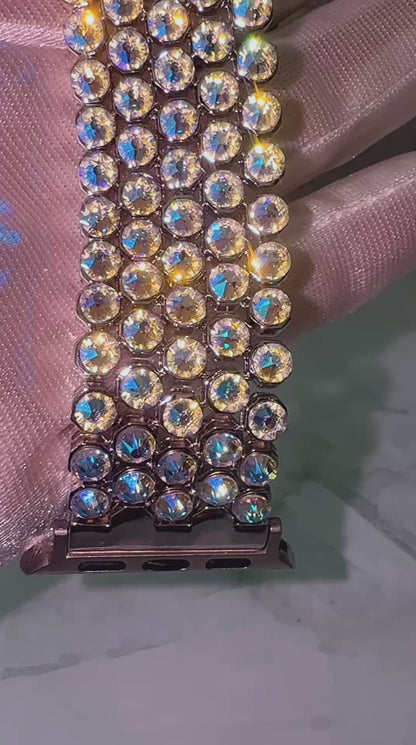 Luxury Apple Watch ⌚️ Band  With Swarovski Crystals 💎 for woman who loves to sparkle✨
